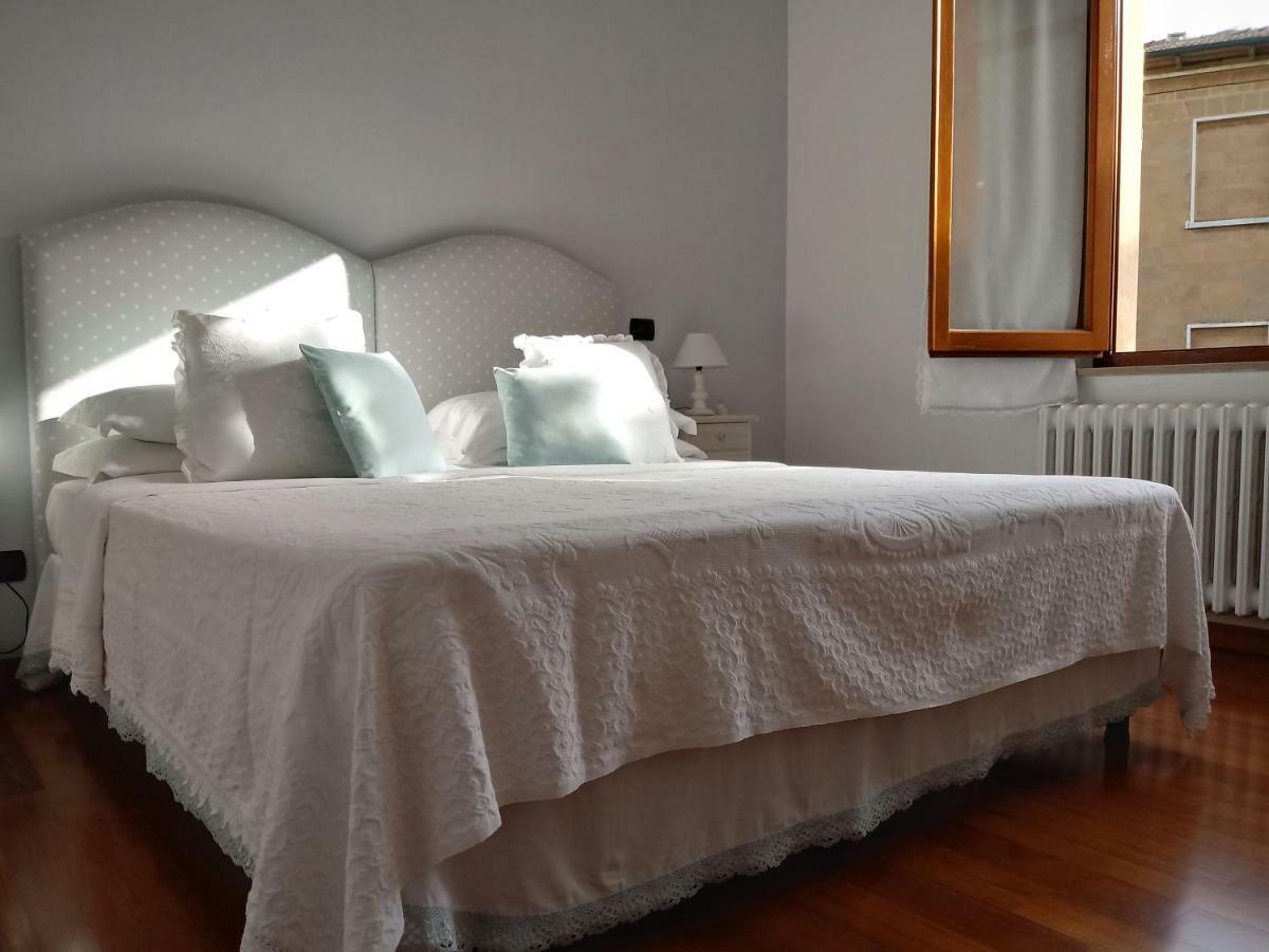 Gloria'S Sunny Place Apartment Пиенца Екстериор снимка